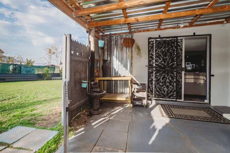5 Bedroom Property for Sale in Blanco Western Cape